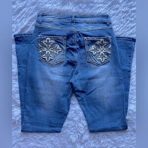 Women’s Bootcut Jeans with Rhinestone Embellished Pockets
